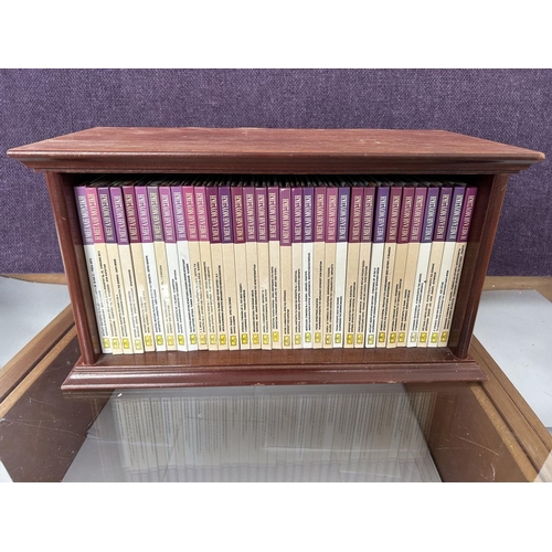 120 - Deutsch Gramophone Collection of 33 Classical Music CDs in Wooden Case