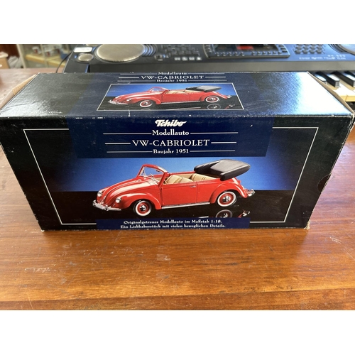 282 - Diecast Tchibo VW Cabriolet 1951 Car Model on Scale 1:18 in Box