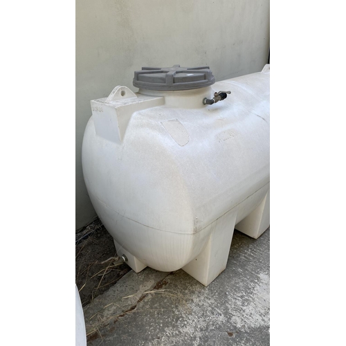 69 - Plastikon S4 1500L Horizontal Cylindrical Water Tank with Legs