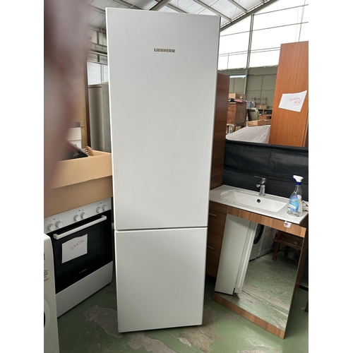 141 - Liebherr Class SN-T Freestanding 2-Door Fridge-Freezer (60 W. x 65 D. x 200cm H.)