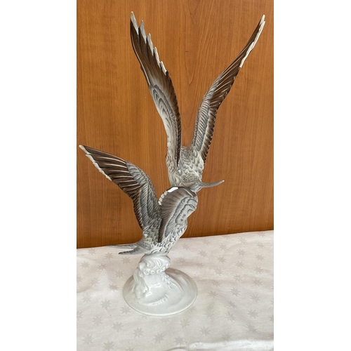 55 - Vintage Collectible Rosenthal Hugo Maisel 'Two Birds' Figurine #969 (A/F - Few Chips as in Pictures)