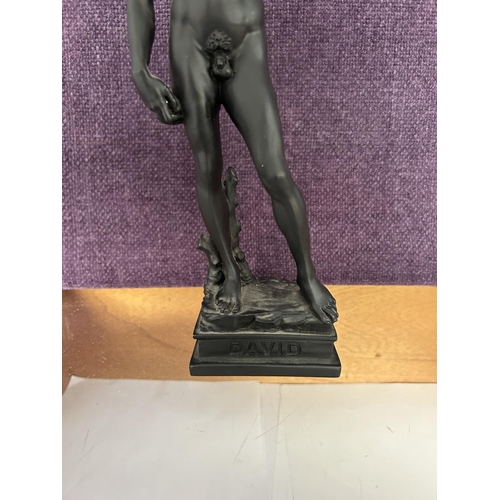 13 - Italian Cast Resin Covered with Fluorescent Varnish Statue of David Signed 'M. Viattiti' (30cm H.)