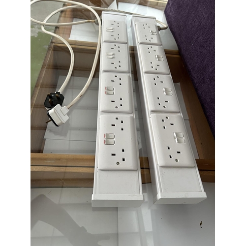 41 - x2 Electric 4-Twin Socket Racks