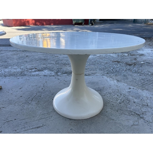 605 - White Circular Garden Table