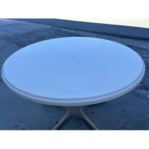 606 - White Circular Garden Table