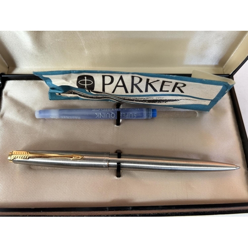 119 - Vintage Parker Pen in Box