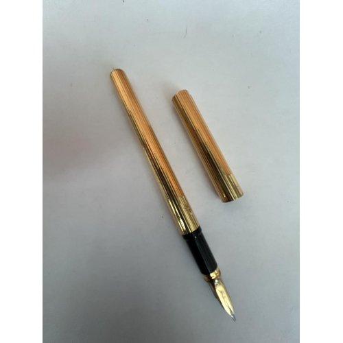 39 - St. Dupont Fountain Pen with 18k Gold Nib