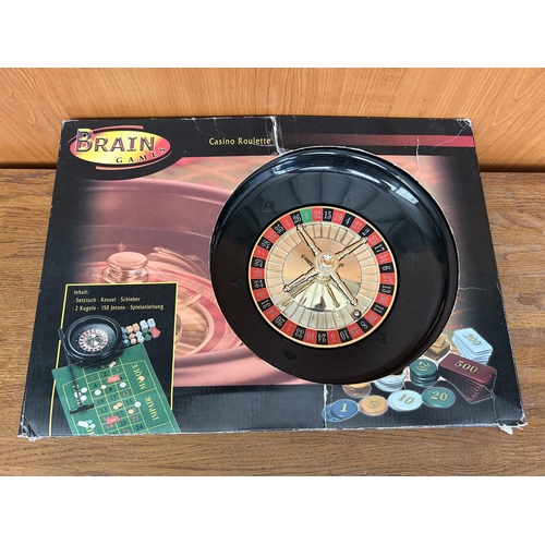 638 - Casino Roulette Wheel Game Set