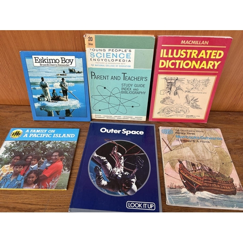 670 - Collection of 6 Children Books