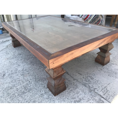 530 - Retro Large Solid Wood Glass Top Coffee Table with Under Glass Decoration (160 W. x 100 D. x 44cm H.... 