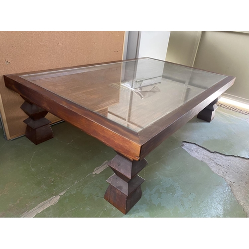 530 - Retro Large Solid Wood Glass Top Coffee Table with Under Glass Decoration (160 W. x 100 D. x 44cm H.... 