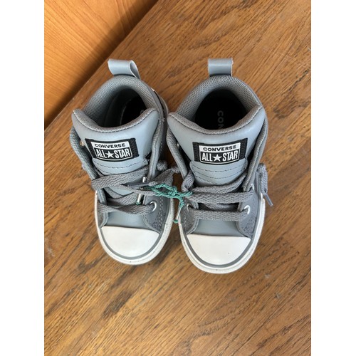 544 - Converse All Star Kids Sport Shoes size 21 (Unused)