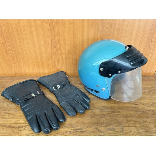 603 - Vintage Bieffe Motorbike Helmet Size XL and Gloves