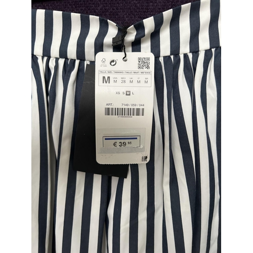 640 - Zara Woman Blue & White Skirt Size M (Unused)