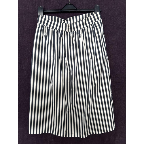 640 - Zara Woman Blue & White Skirt Size M (Unused)