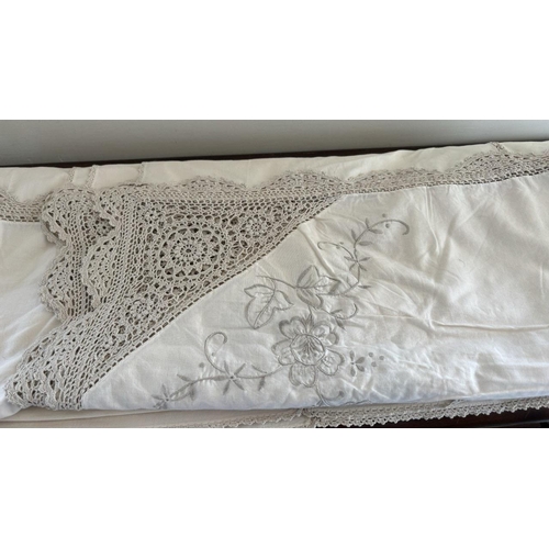 642 - Large Embroidered Handmade Linen Crochet Table Cloth