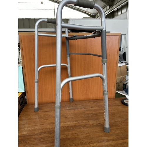 650 - Moretti Folding Height Adjustable Lightweight Aluminium Walking Aid