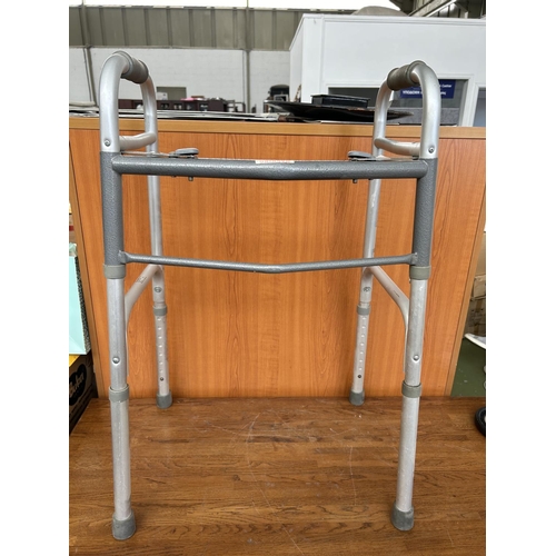 650 - Moretti Folding Height Adjustable Lightweight Aluminium Walking Aid