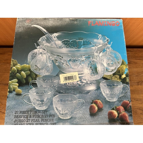 693 - Flamingo 27-Piece Clear Glass Punch Set New Lavender in Box