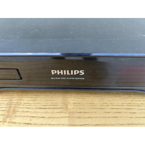 71 - Philips Blu-Ray Disc Player BDP3100 with Remote