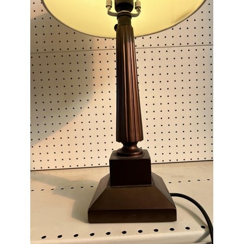 155 - Trinity Lighting Inc. USA Wooden Mayfair B Color Table Lamp - Code AM6894S