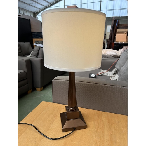 156 - Trinity Lighting Inc. USA Wooden Mayfair B Color Table Lamp - Code AM6903U