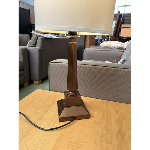 156 - Trinity Lighting Inc. USA Wooden Mayfair B Color Table Lamp - Code AM6903U