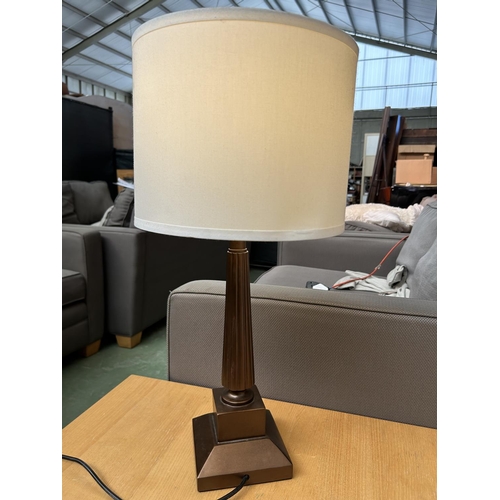 156 - Trinity Lighting Inc. USA Wooden Mayfair B Color Table Lamp - Code AM6903U