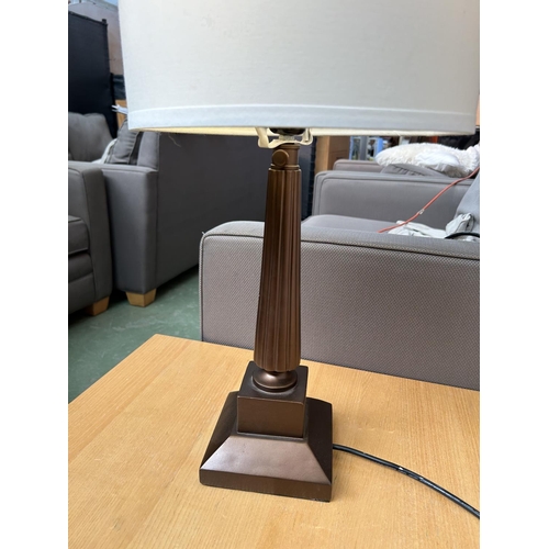 248 - Trinity Lighting Inc. USA Wooden Mayfair B Color Table Lamp - Code AM6897E