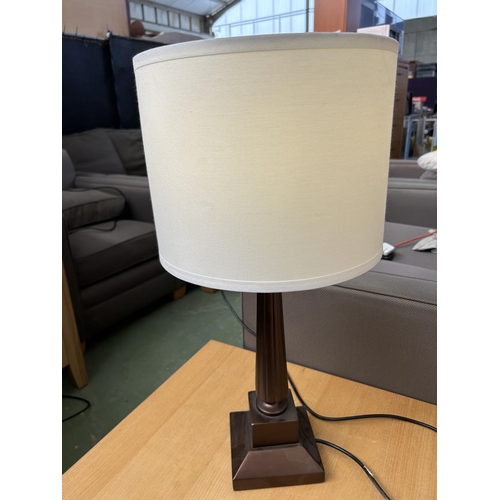 250 - Trinity Lighting Inc. USA Wooden Mayfair B Color Table Lamp - Code AM6902R