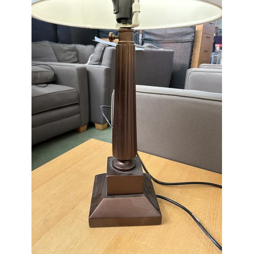 250 - Trinity Lighting Inc. USA Wooden Mayfair B Color Table Lamp - Code AM6902R