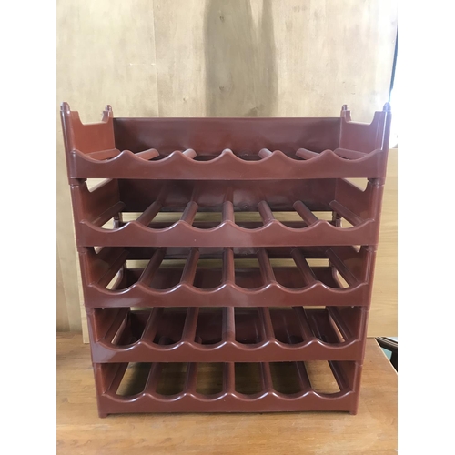 61 - Stacking Brown Plastic Wine Rack for 30 Bottles (5 Units)