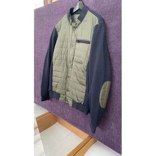 240 - Burberry Men's Jacket Size M-L