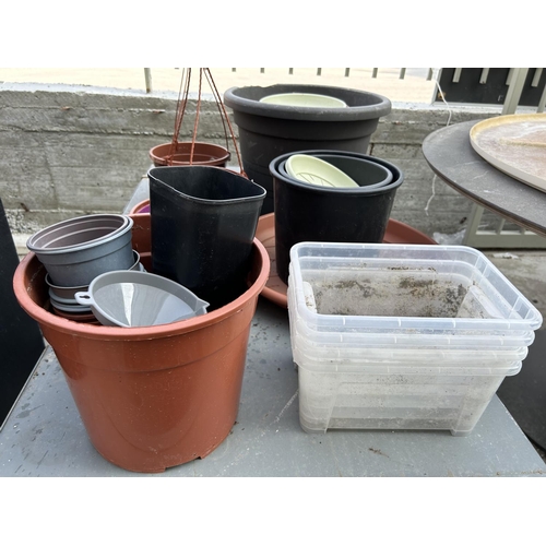 305 - Qty of Garden Plant Pots