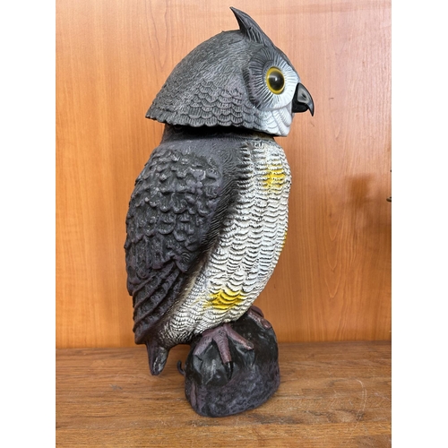 60 - Owl Bird Repellent Figure with Revolving Head (40cm H.)