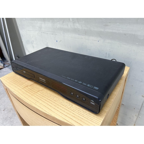 71 - Philips Blu-Ray Disc Player BDP3100 with Remote