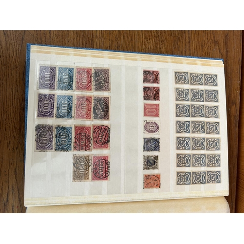 266 - Album with Collection of Germany Stamps Starting From 1800