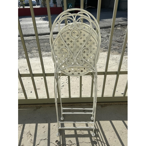 340 - x2 Vintage Good Quality Cast Iron White Folding Chairs