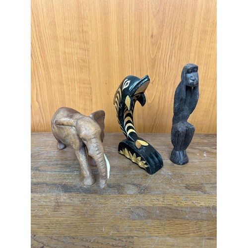 537 - Collection of Vintage Ceramic/Wooden Figurines