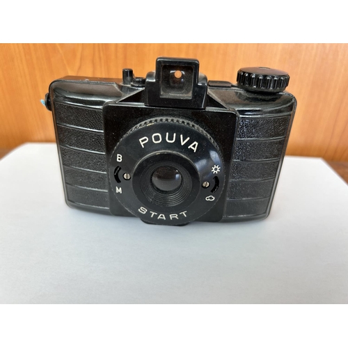 137 - Vintage Bakelite Pouva Camera