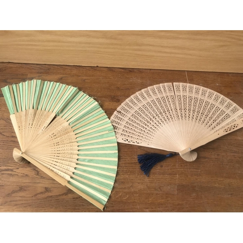 562 - x2 Vintage Ladies Decorative Hand Fans