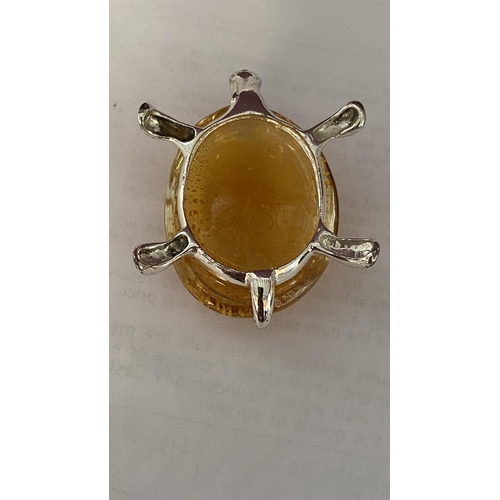 102 - Small Vintage Decorative Amber Turtle (6cm W.)