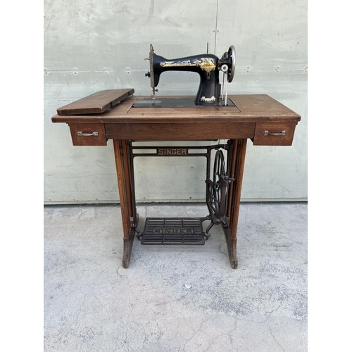 500 - Vintage Singer Treadle Sewing Machine Numbered EA509957 (A/F - Needing Driving Belt)