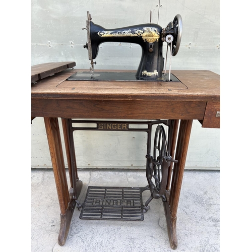 500 - Vintage Singer Treadle Sewing Machine Numbered EA509957 (A/F - Needing Driving Belt)