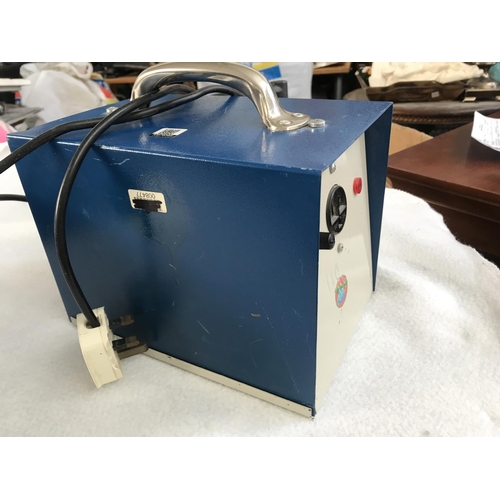 36 - 240V-110V Transformer - Code AM7030Y