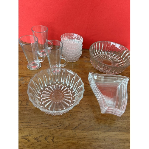 485 - Assorted Glassware