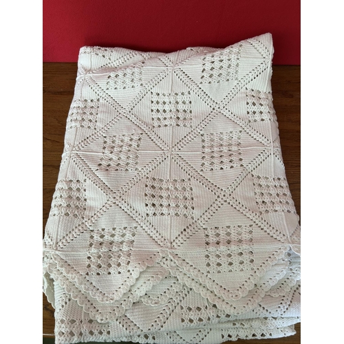 32 - Old Traditional Vintage Cypriot Handmade White Crochet Bedspread (210 x 180cm)