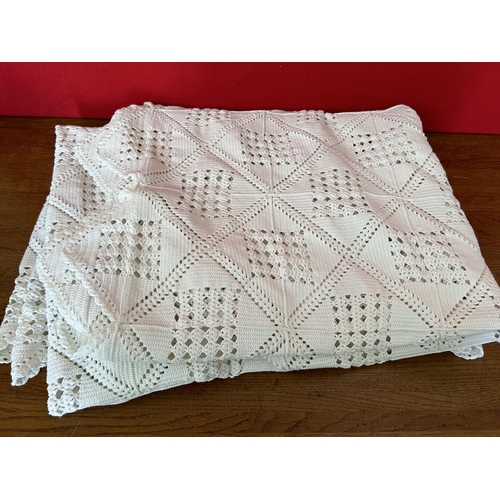 32 - Old Traditional Vintage Cypriot Handmade White Crochet Bedspread (210 x 180cm)