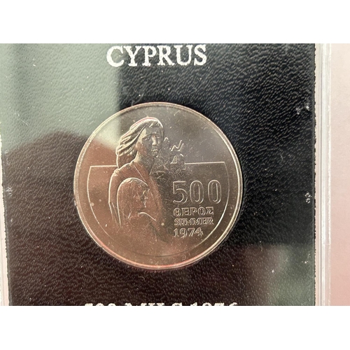 488 - Cyprus Royal Mint £1 and 500 Mils Uncirculated Coins 1976