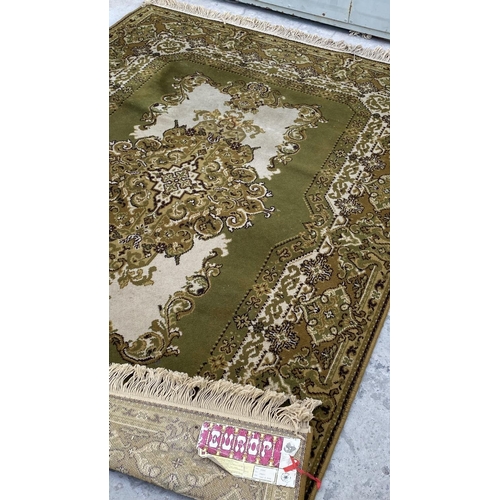 49B - Europ 100% Pure Wool Green Carpet (140 x 200cm)